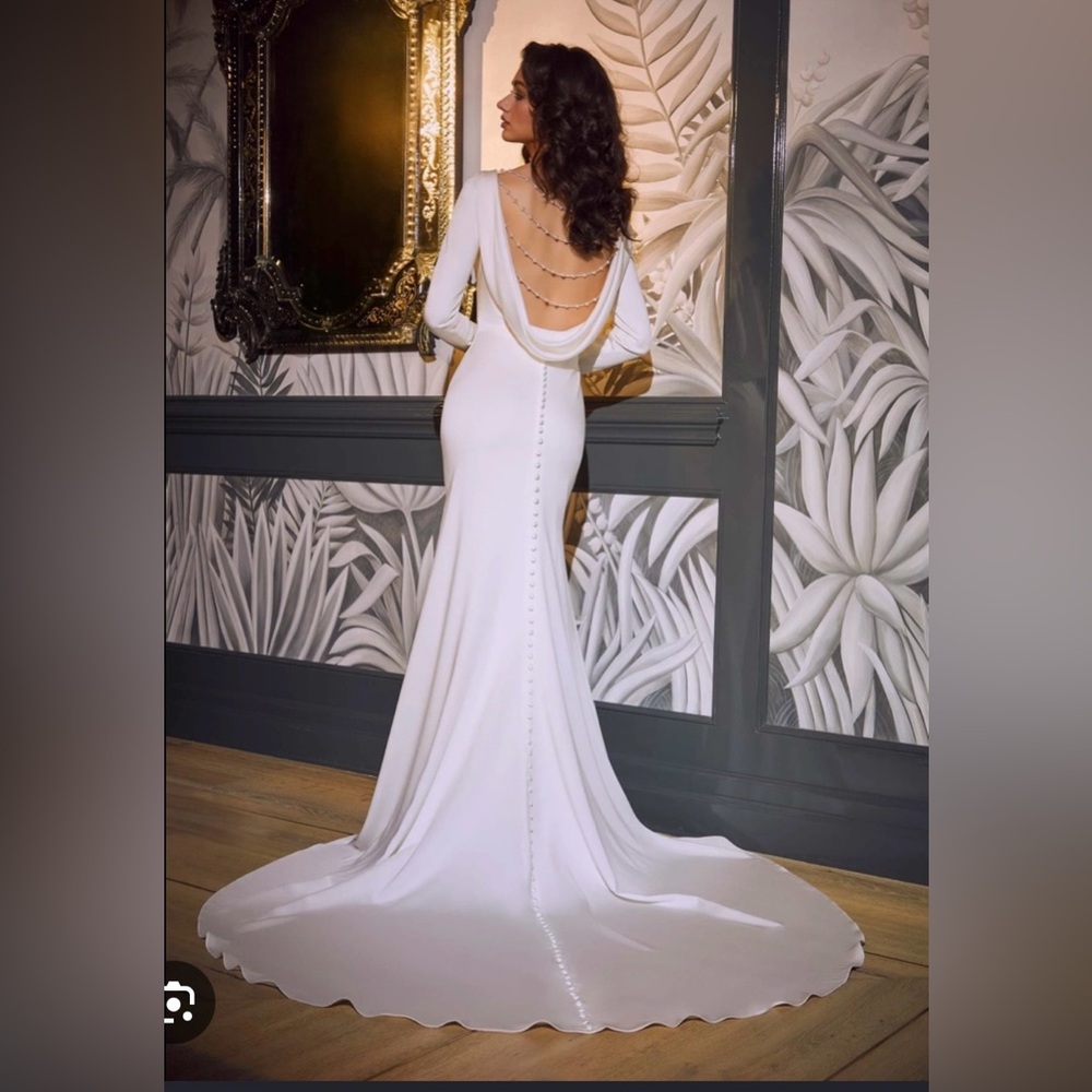 Amy & Eve by Morilee
Ivory wedding dress open back pearls
